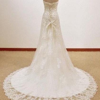 Antique Ivory Wedding Dress