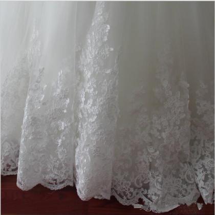 Sleeveless Lace Bridal Dress With Buttons