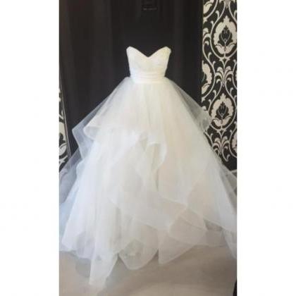 V Neck Sleeveless Wedding Dress With Tiered Skirt