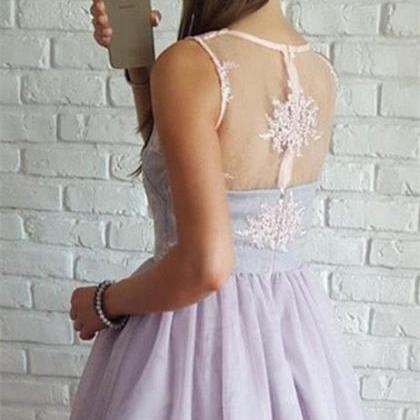Short Homecoming Short Prom Dress With V-neck..