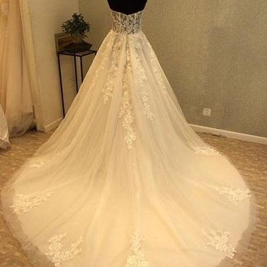 Sleeveless Ball Gown Wedding Dress