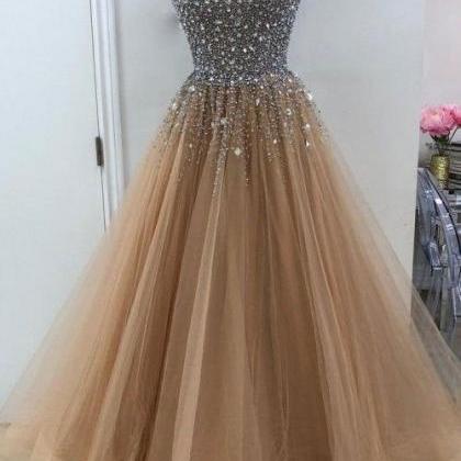 Sleeveless Champagne Prom Dress With Crystals..