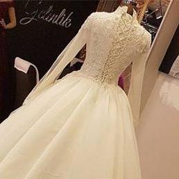Long Sleeves Ball Gown Appliqued Wedding Dress