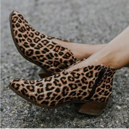 Leapord Pattern Front Cut Women Flat Boots