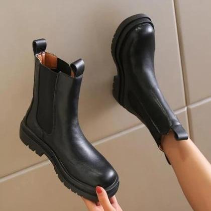 Womens black shop chunky chelsea boots