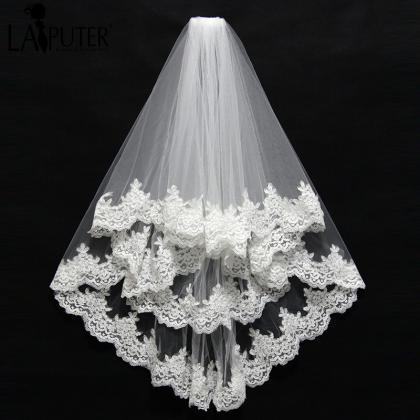 Short Bridal Veil With Lace Trim
