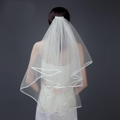 Ribbon Edge Short Bridal Veil With Comb