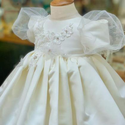 Puffy Sleeves Girl First Communion Dresses..