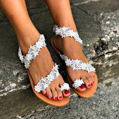 Lace Decor Toe Post Flat Sandals