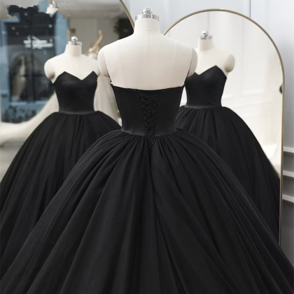 Sleeveless Black Ball Gown Pageant Dress