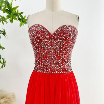 Sweetheart Neckline Long Red Chiffon Prom Dress..