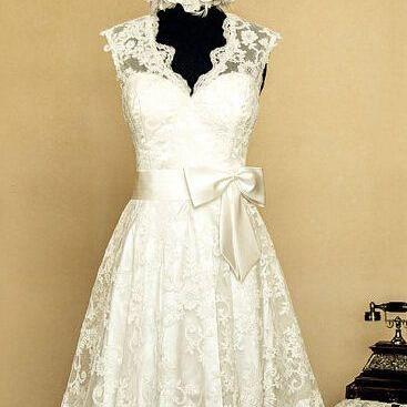 Short Wedding Dress Scalloped Neckline Vintage..