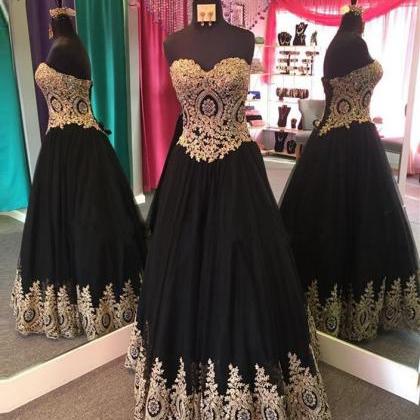 Long Sleeveless Corset Black Prom Dress With Gold..