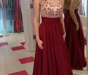Boat Neck Appliques High Side Slit and Train Prom Dress WU1382