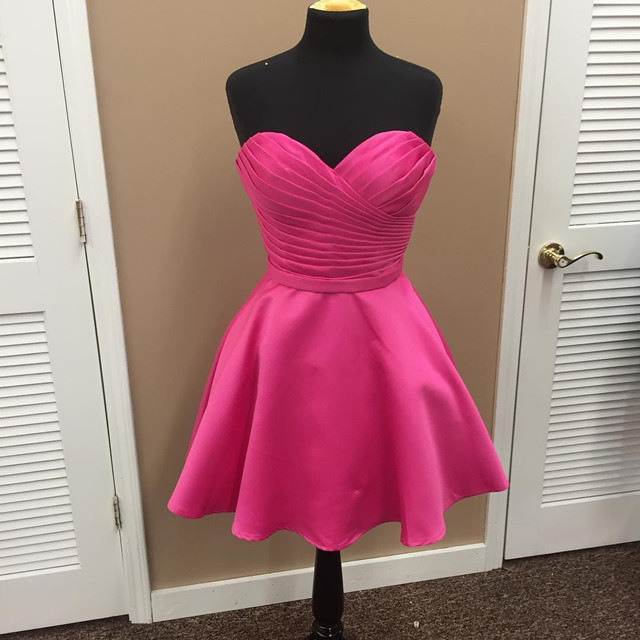 Short Semi-formal Occasion Dress With Pleated Bodice