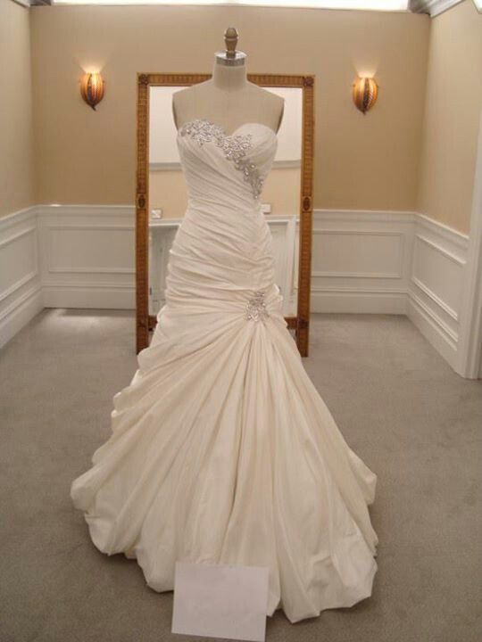 Sleeveless Ivory Ruched Taffeta Wedding Dress