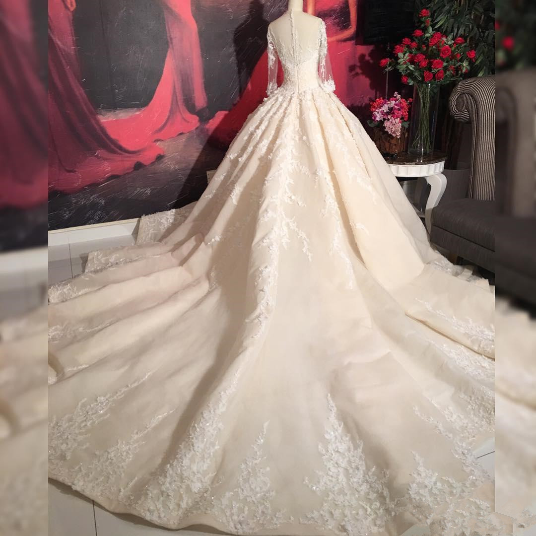 Long Sleeves Lace Wedding Dress With Long Train
