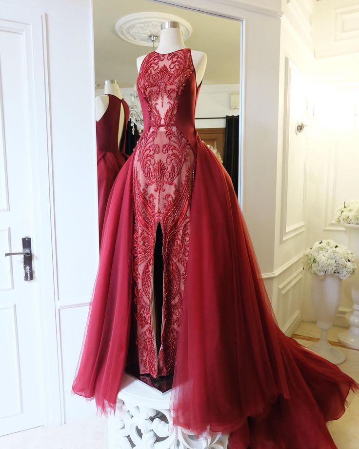 Burgundy Lace Formal Occasion Dress With Detachable Skirt