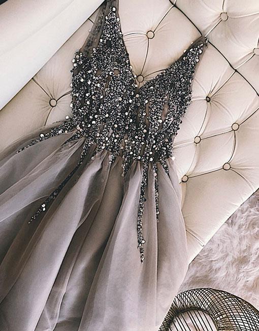 V Neck Grey Short Prom Dress Sparkly Homecoming Dress Graduation Dress