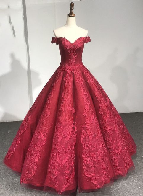 Ball Gown Off-the-shoulder Floor-Length Pleated Prom Dresses with Lace Appliques