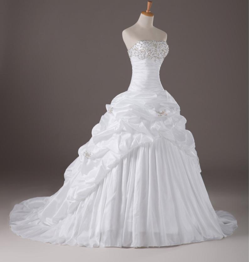 Sleeveless Ruffled Vintage Wedding Dresses Gowns