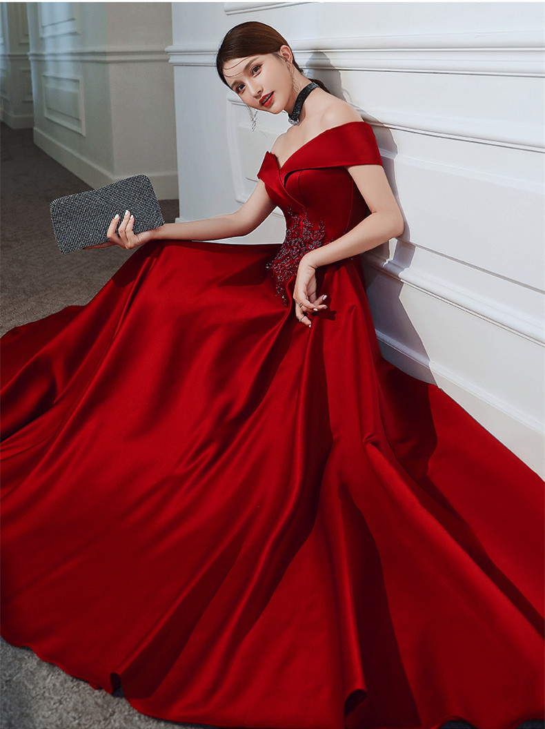 Red Color Raw Silk Gown (D0996)