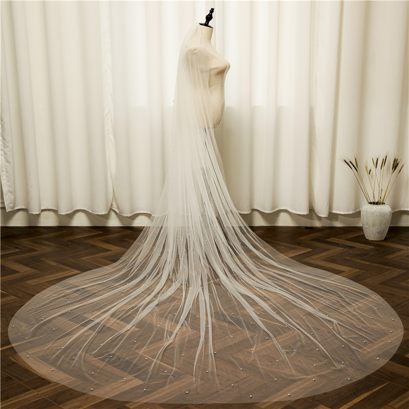 Pearls Decor Single Layer Bridal Veil with Comb