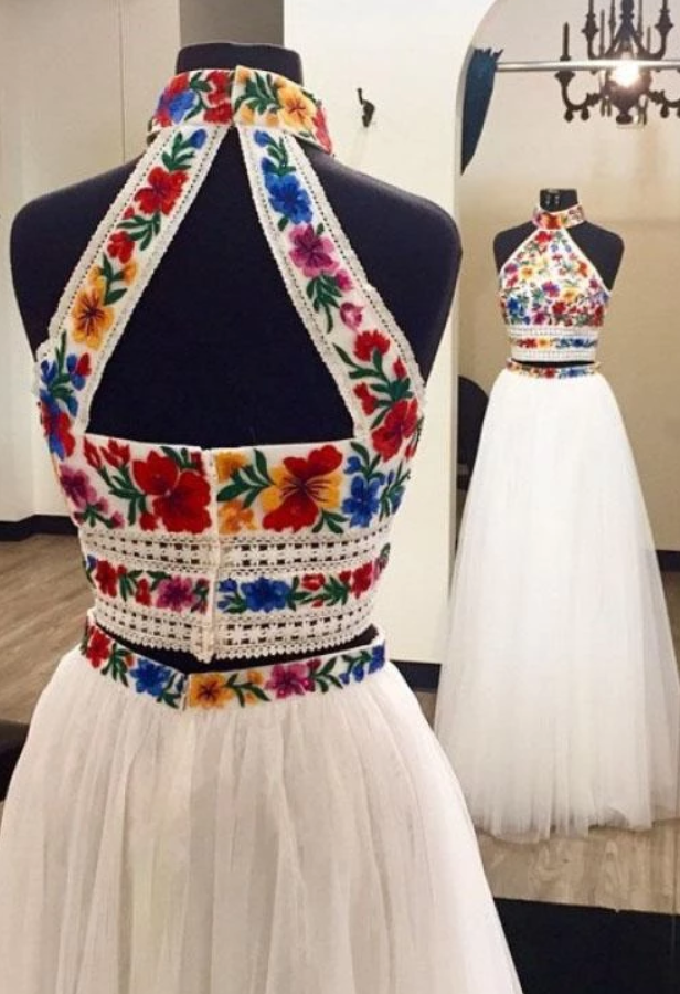 Two Pieces Prom Dresses with Embroidery Appliques