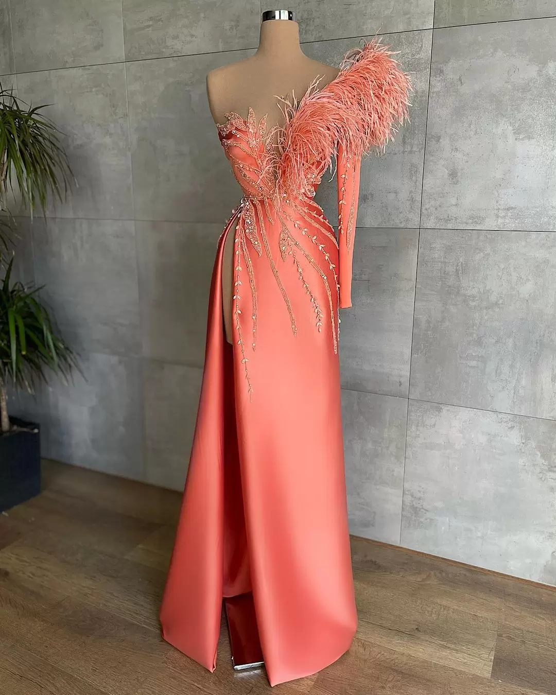 Feather Decor One Shoulder Red Carpet Sexy Evening Gown With High Split Formal Wear Prom Dress