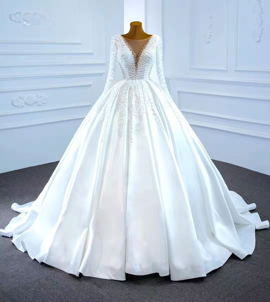 Pearls Decored Long Sleeves Ball Gown Wedding Dress