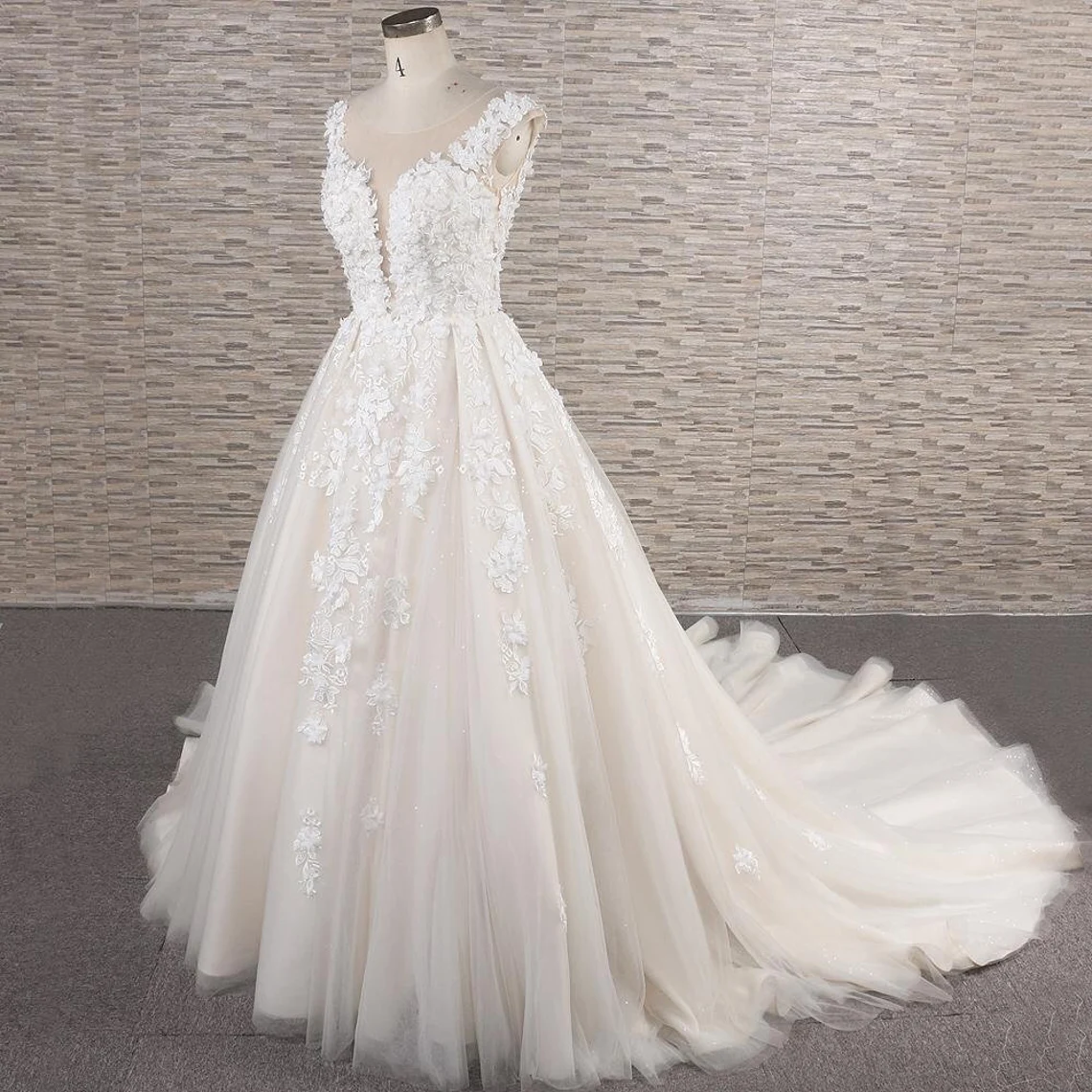 Ivory Lace Wedding Dress Custom Bridal Gown on Luulla