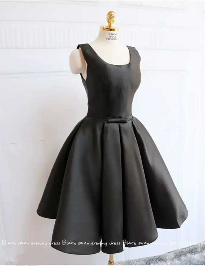 Square Neck Black Short Homecoming Party Dress