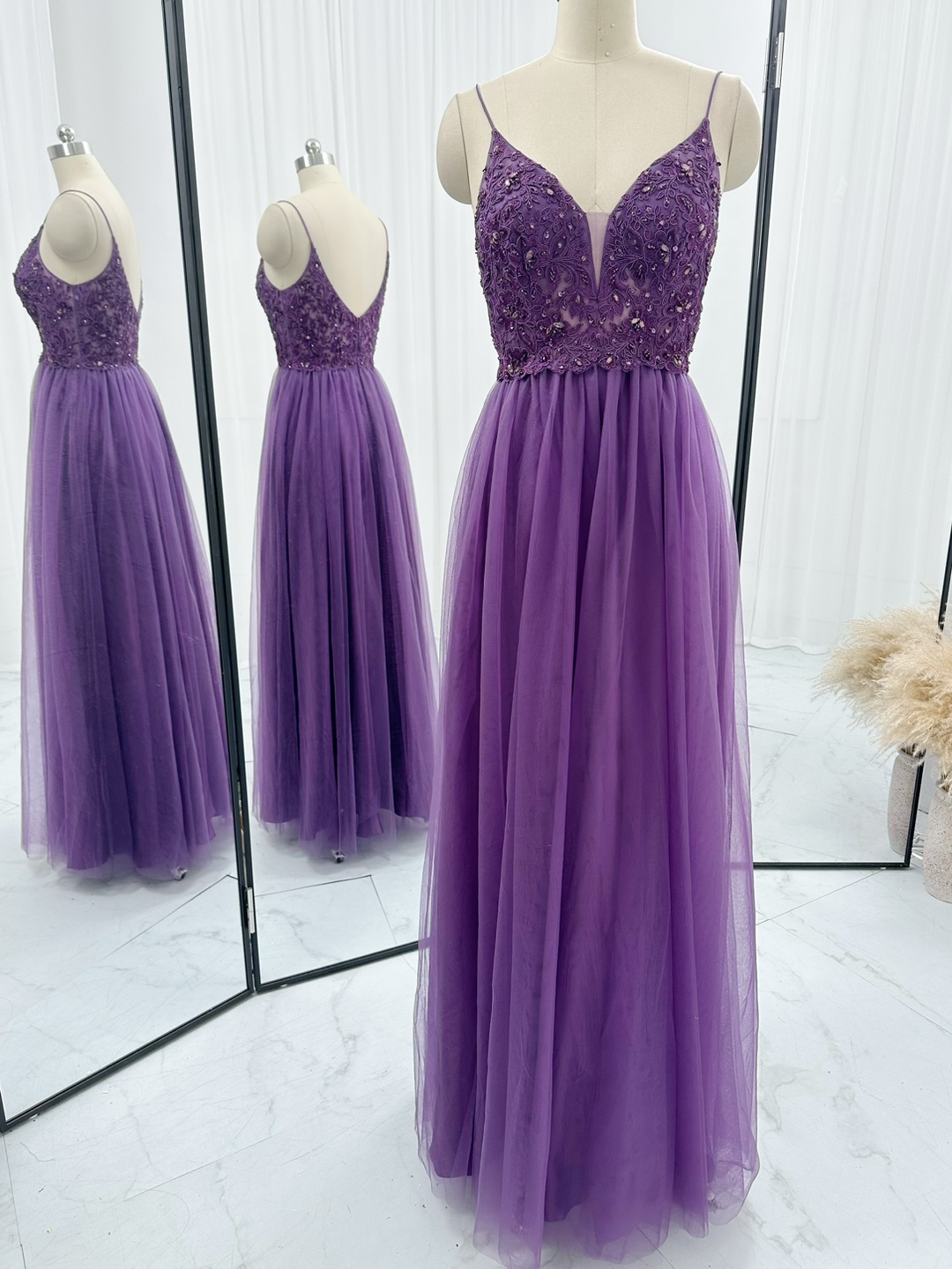 Spaghetti Straps Purple Tulle Prom Dress With Beads