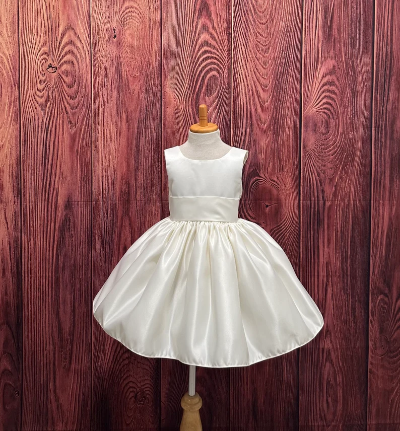 white v neck jersey dress The GREAT. The Slip Sleeper V Neck Dress. -- Calico Rose Calico Rose / 2 / SD109961CR