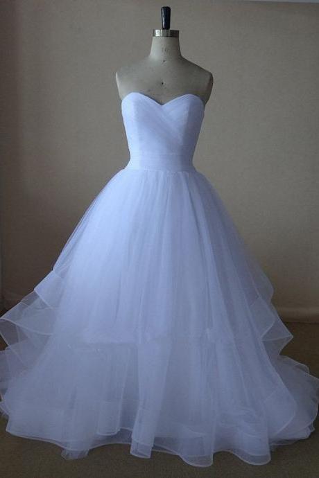 White Strapless Sweetheart Ruched Tulle A-line Wedding Dress With Ruffles