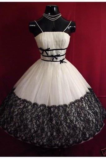 50s 60s Vintage Tea Length Dress