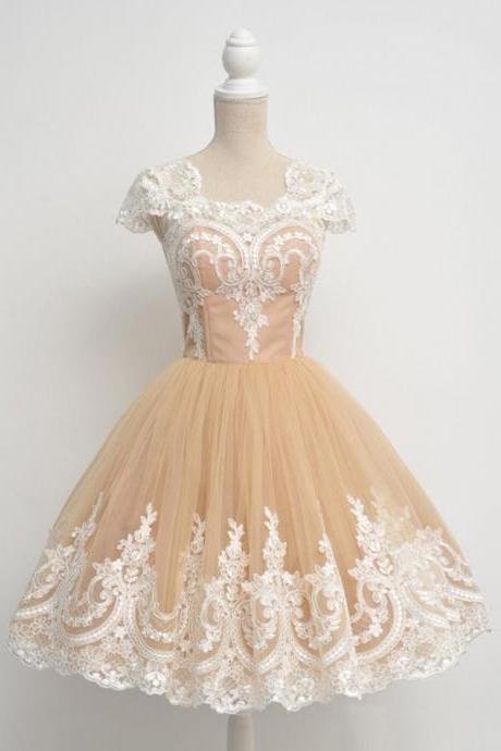 Short Champagne Homecoming Dress With Appliques Lace