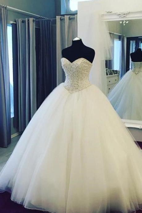 Sleeveless Ball Gown Wedding Dress With Pearls Beads