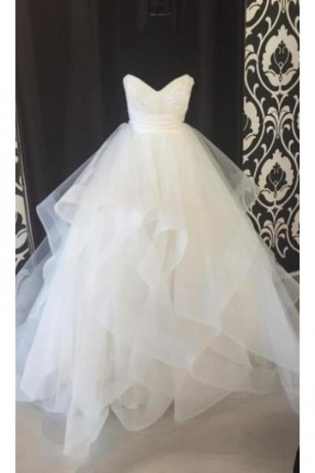 V Neck Sleeveless Wedding Dress With Tiered Skirt