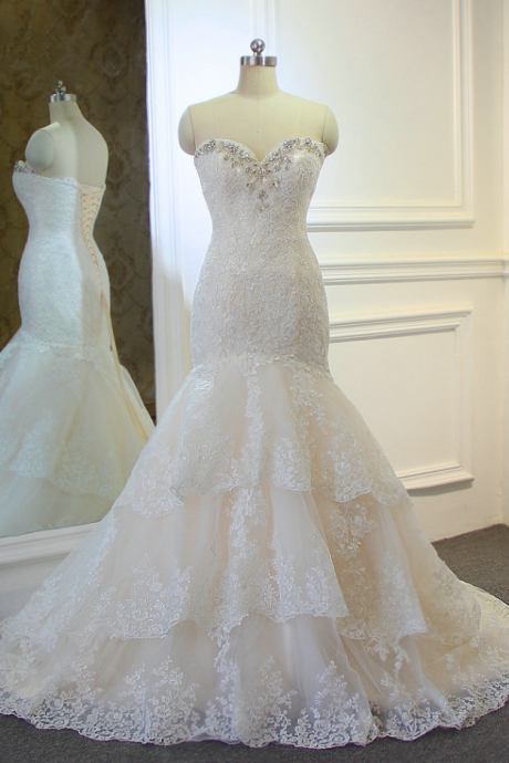 Sleeveless Ivory Lace Wedding Dress With Tiered Skirt