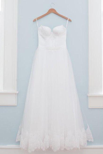 A-line Sleeveless Sweetheart Floor Length White Wedding Dress With Lace Trim