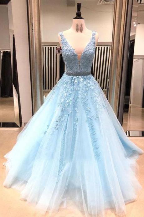 Plunging Neck Light Blue Prom Dress With Appliques Lace