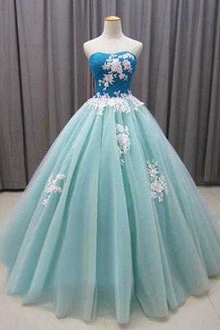 Sweetheart Neckline Ball Gown Prom Dress With Appliques Lace