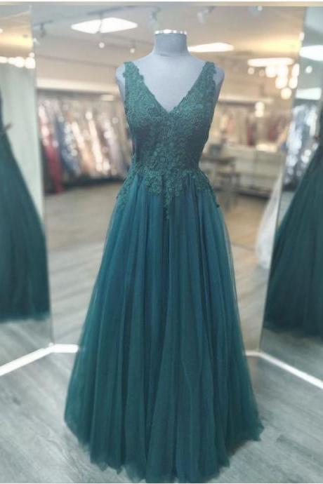V Neck Dark Green Long Prom Dresses Evening Gowns With Lace Details
