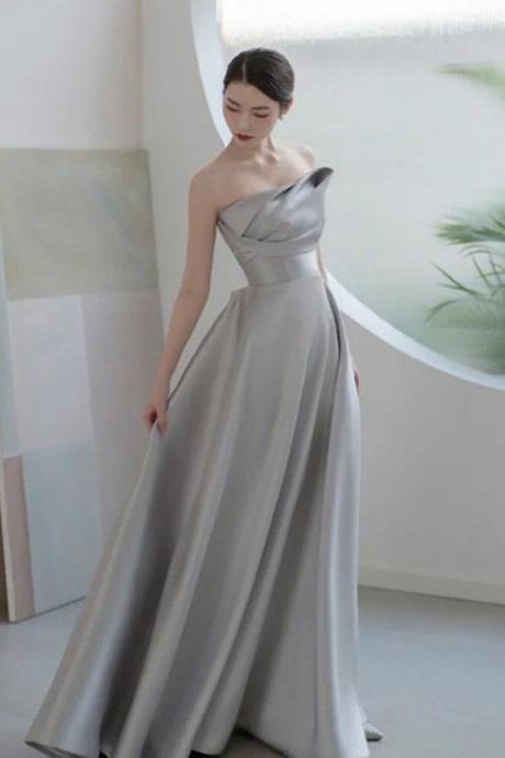 Sleeveless Light Grey Long Red Carpet Dresses Celebrity Evening Gown