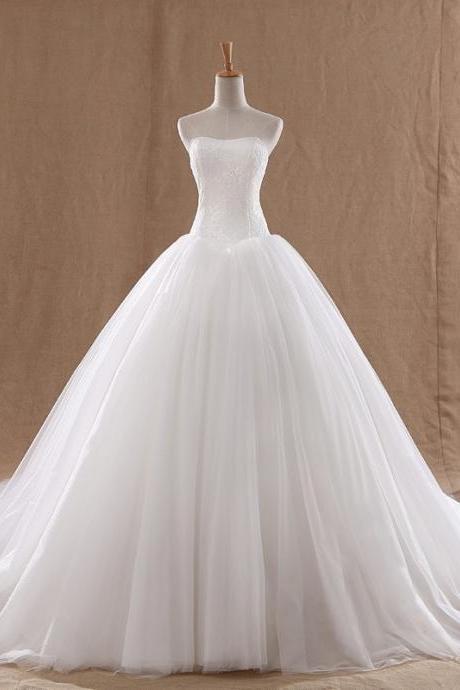 Sleeveless Ivory Ball Gown Bridal Wedding Dress