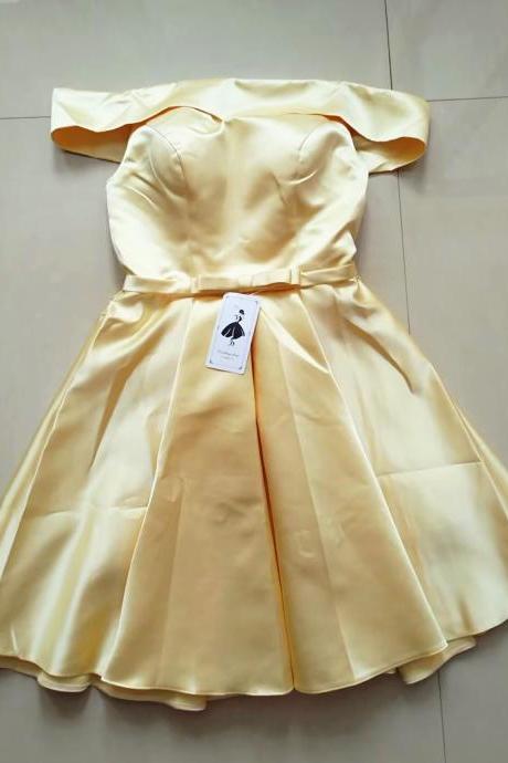 Off Shoulder Yellow Short Homecoming Dress For Party