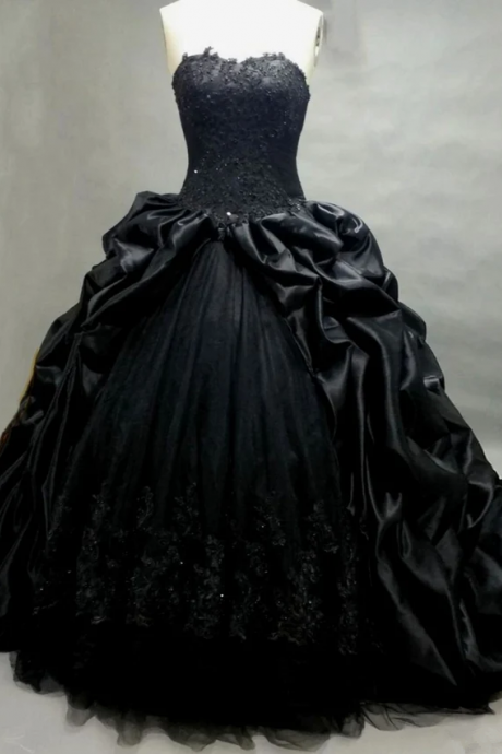 Sleevelss Ruched Ball Gown Black Bridal Wedding Dress