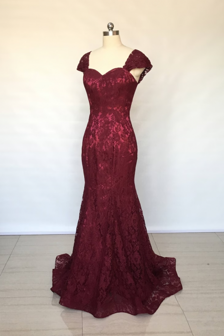 Burgundy Trumpet Formal Occasion Lace Dress With Convertible Strap