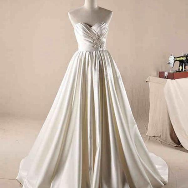 Fashionable A-line Satin Wedding Dress with Asymmetric Pleating